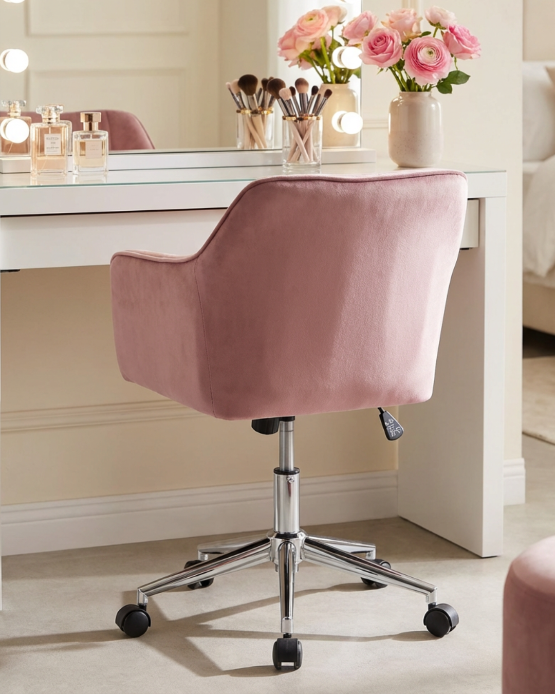 Pink fluffy chair for vanity