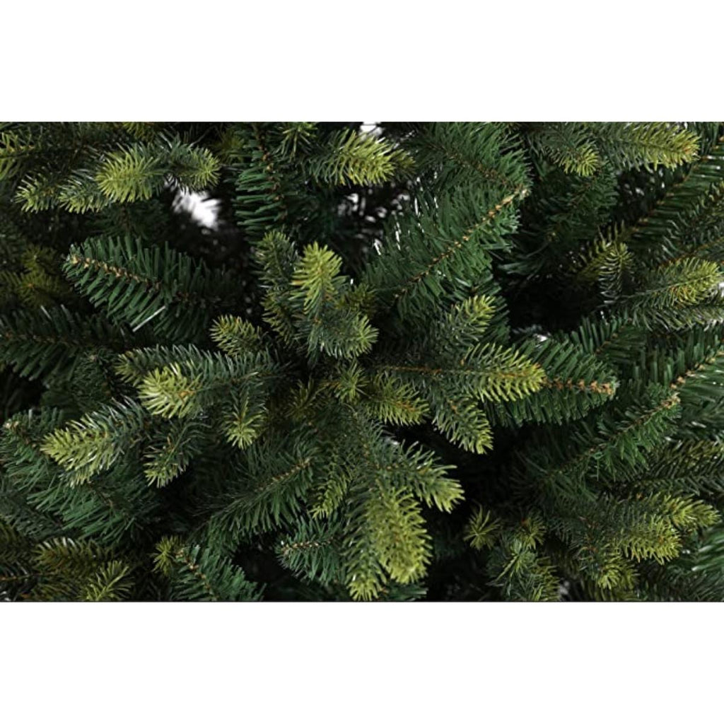 Evre Spruce 4Ft Christmas Tree detailed PVC tips closeup